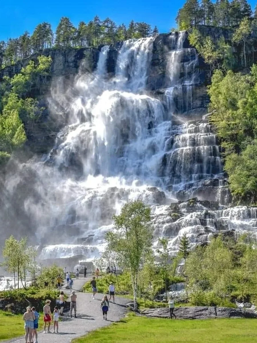 Ultimate Norway Road Trip Guide